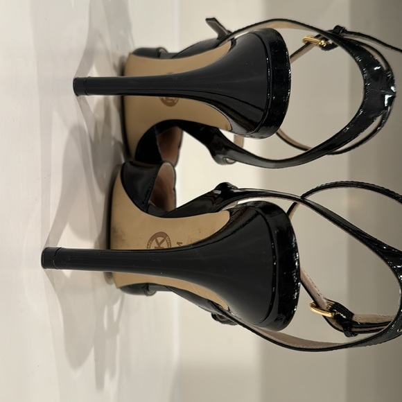 Michael Kors black patent pointy toe heels size 7.5 - Picture 4 of 7